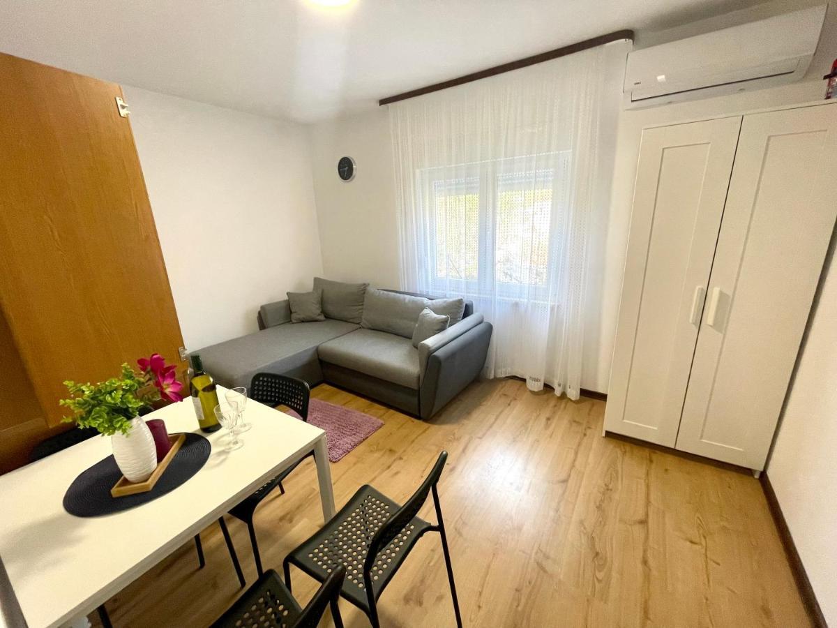 Apartments Ivana & Ante ดรามัลย์ ภายนอก รูปภาพ