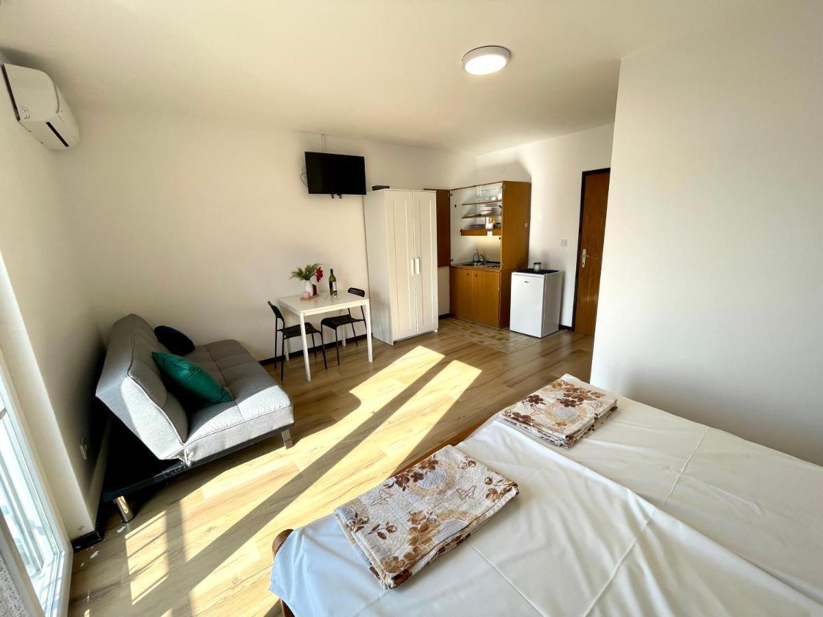 Apartments Ivana & Ante ดรามัลย์ ภายนอก รูปภาพ